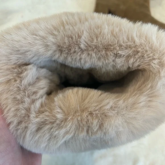 Faux fur boots - Picture 3 of 7